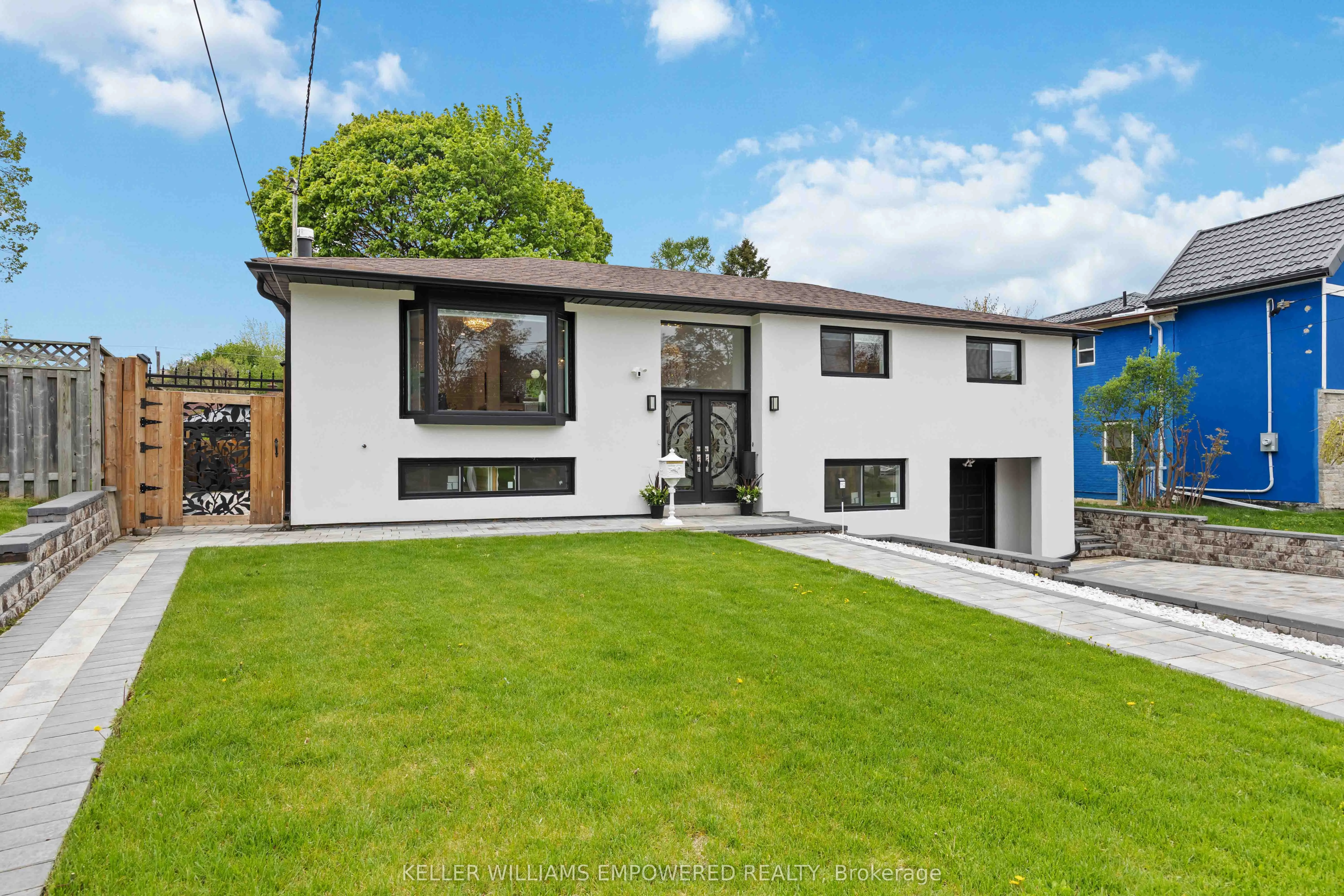 112 Kingslake Road