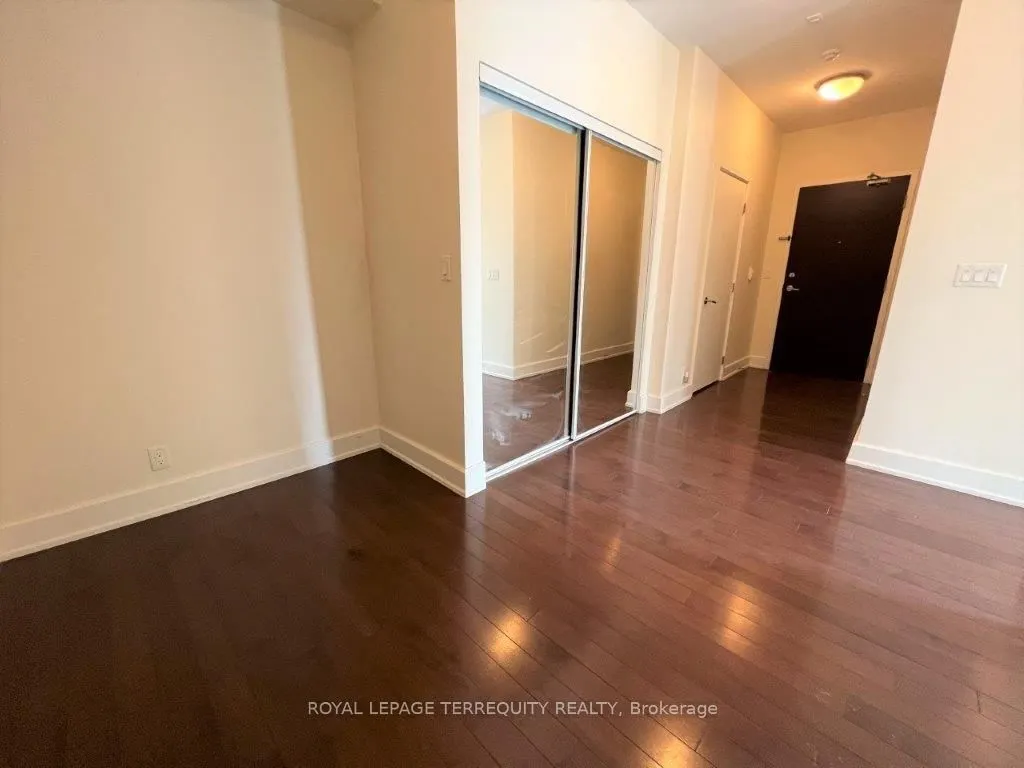 676 Sheppard Avenue E, #609