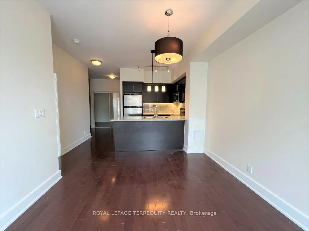 676 Sheppard Avenue E, #609
