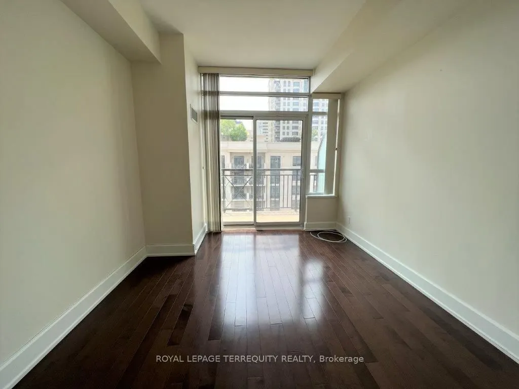 676 Sheppard Avenue E, #609
