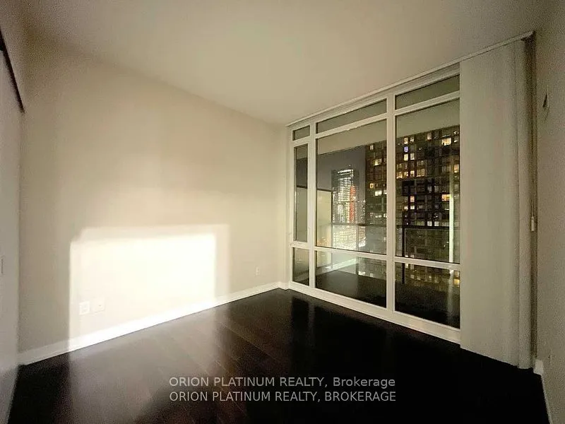 170 Fort York Boulevard, #2208