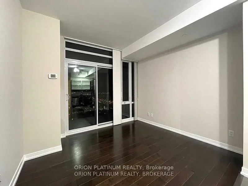 170 Fort York Boulevard, #2208
