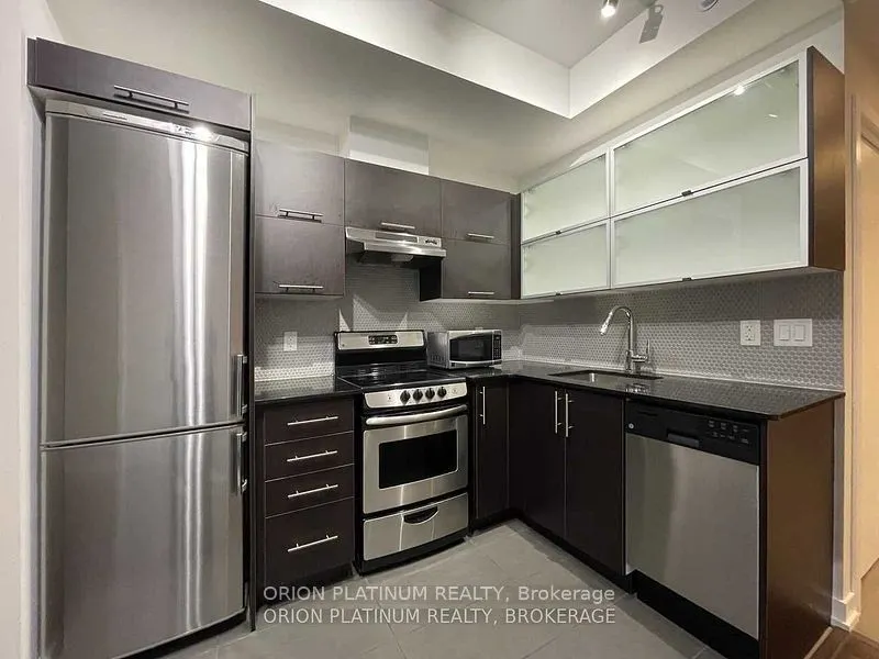 170 Fort York Boulevard, #2208