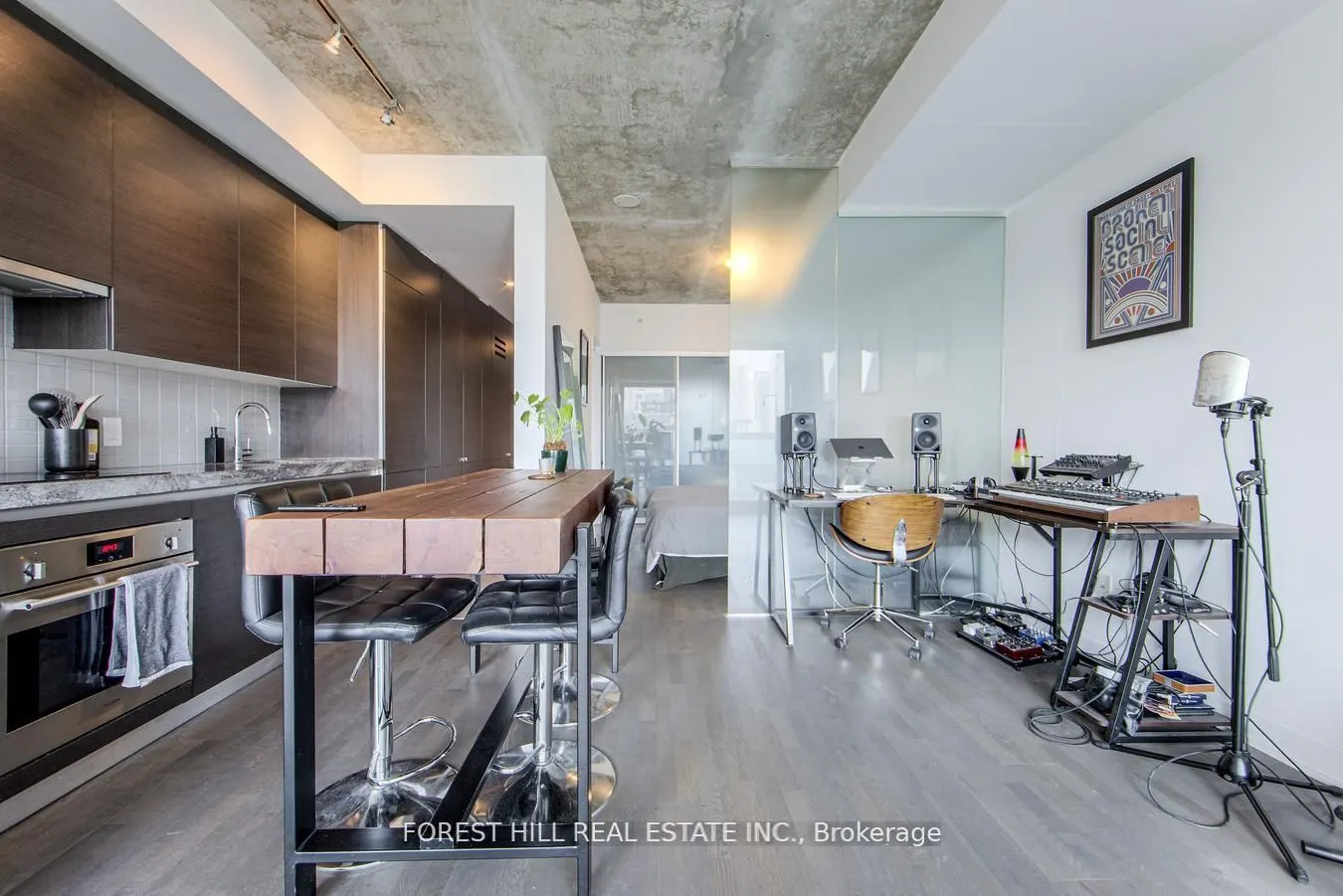 629 King Street W, #1110