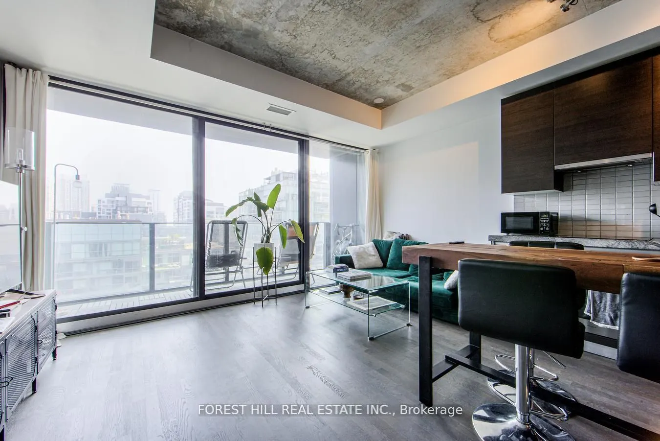 629 King Street W, #1110