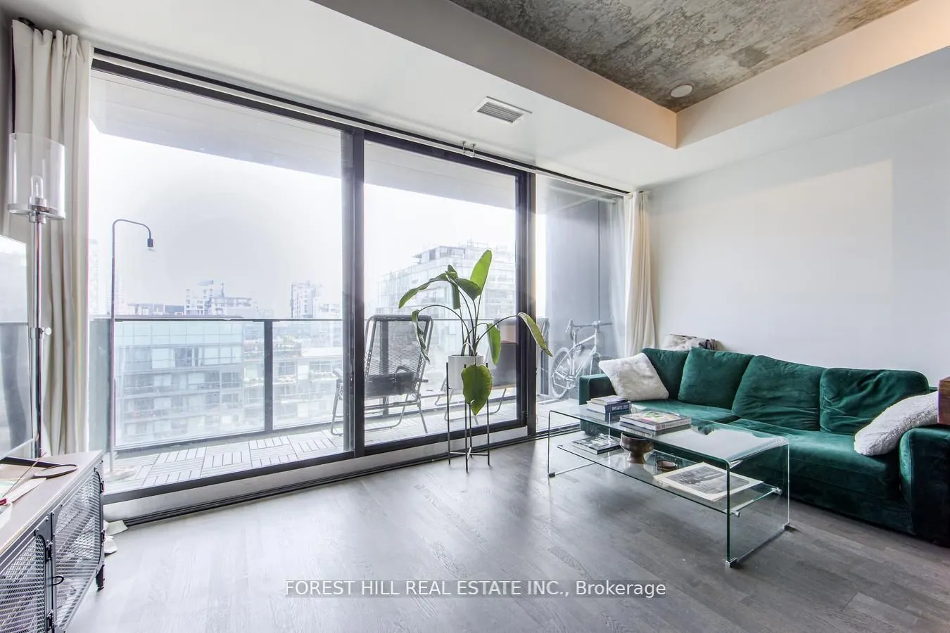 629 King Street W, #1110