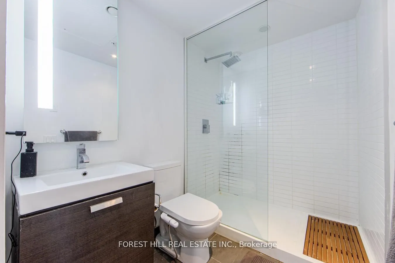 629 King Street W, #1110