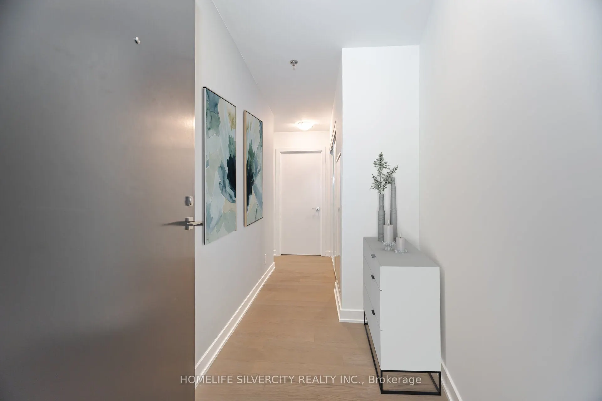 15 Beverley Street, #506