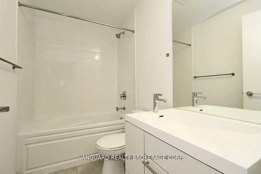 199 Richmond Street W, #401