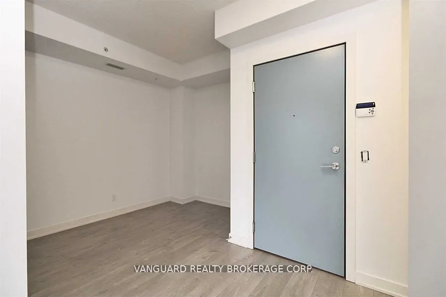 199 Richmond Street W, #401