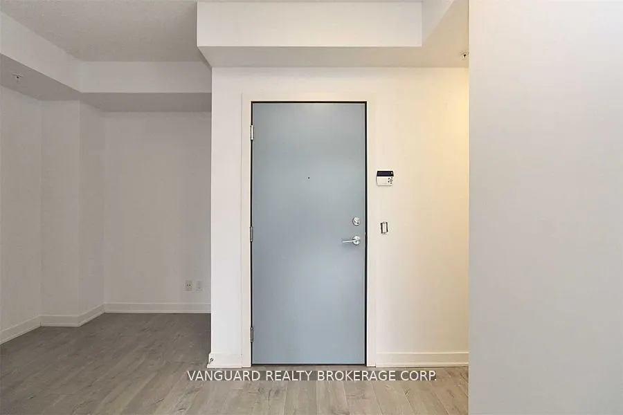 199 Richmond Street W, #401