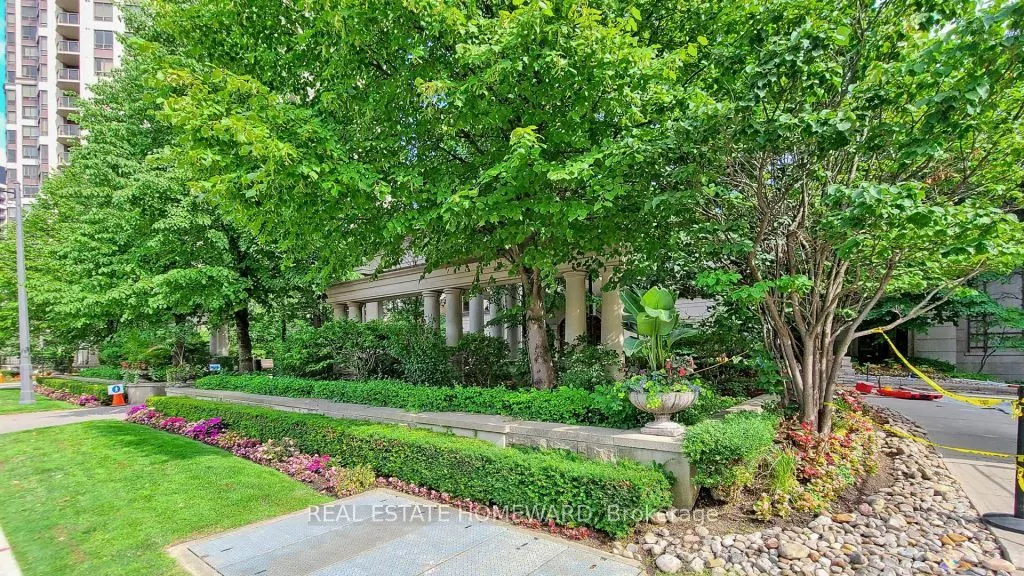 78 Harrison Garden Boulevard, #1008