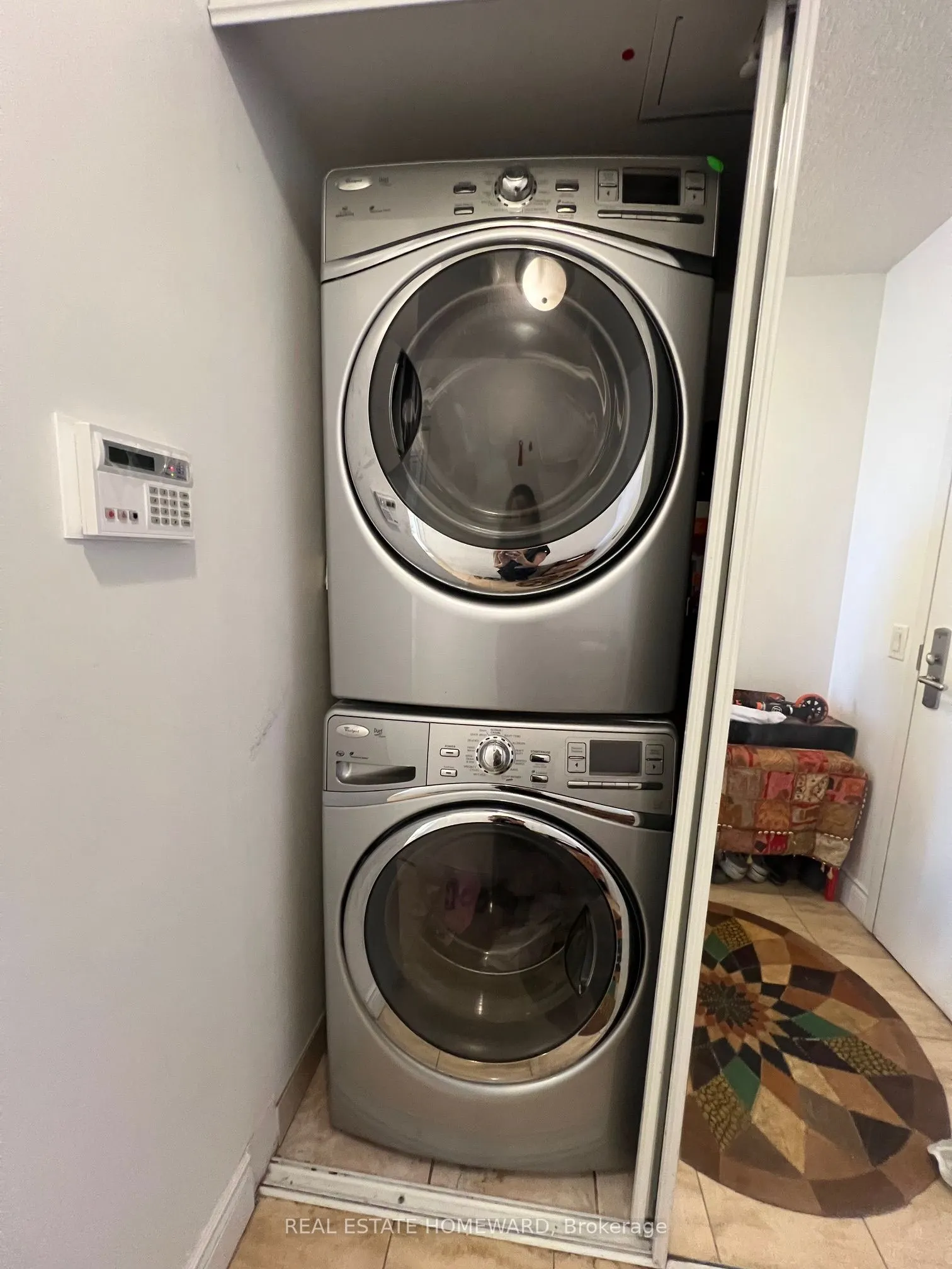 78 Harrison Garden Boulevard, #1008