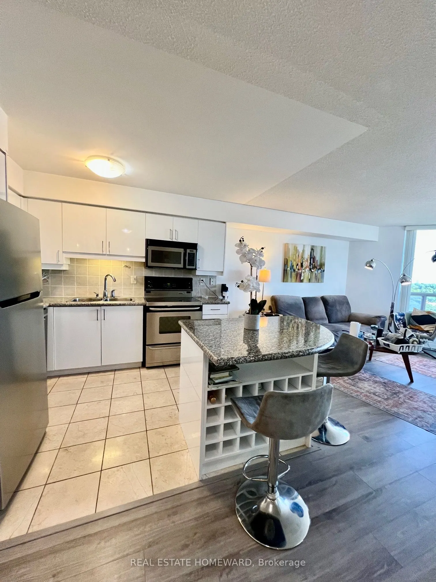 78 Harrison Garden Boulevard, #1008