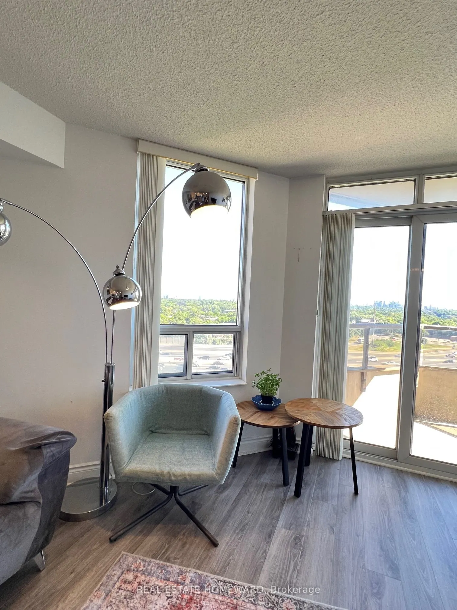78 Harrison Garden Boulevard, #1008