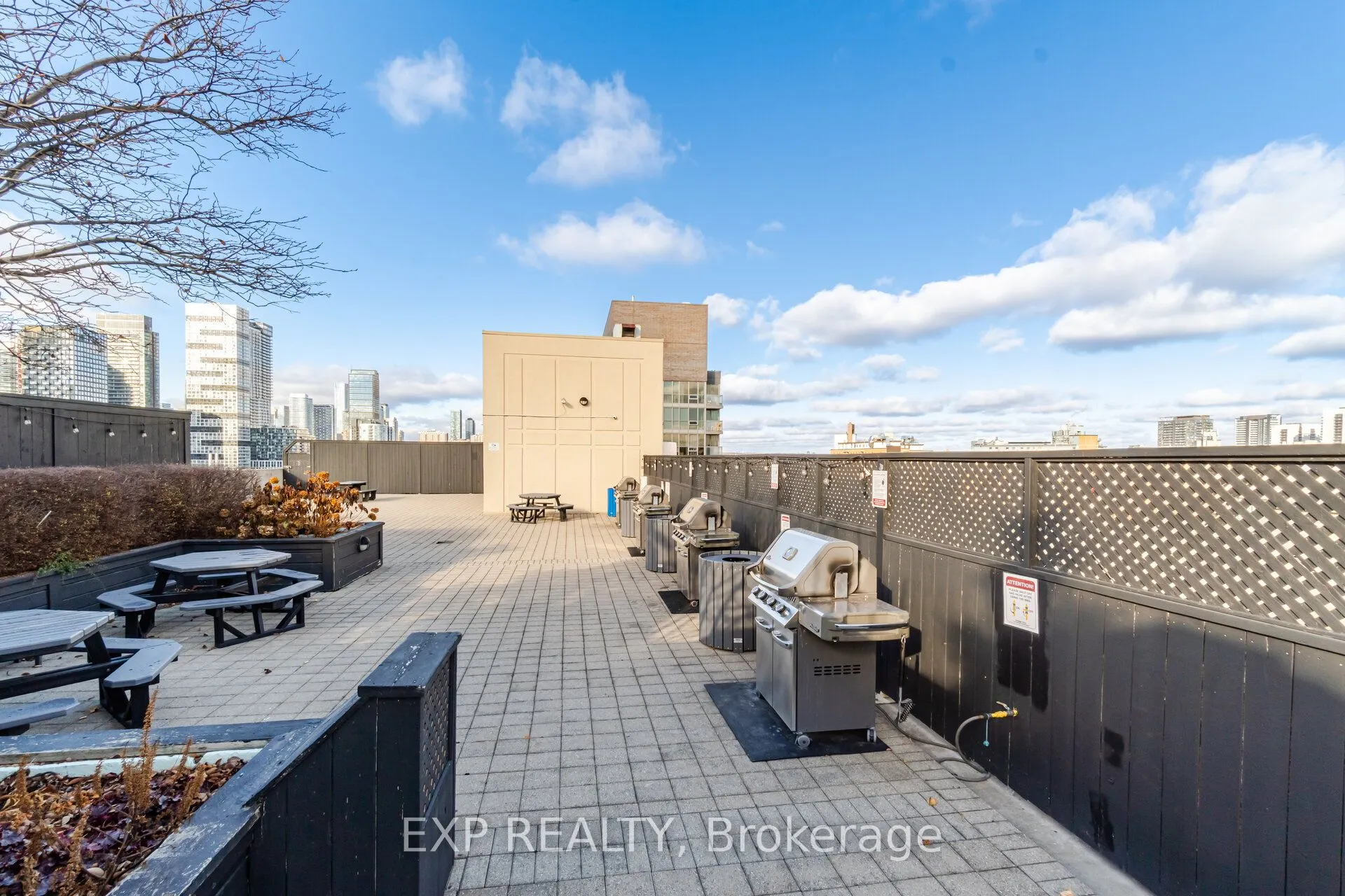 313 Richmond Street E, #566