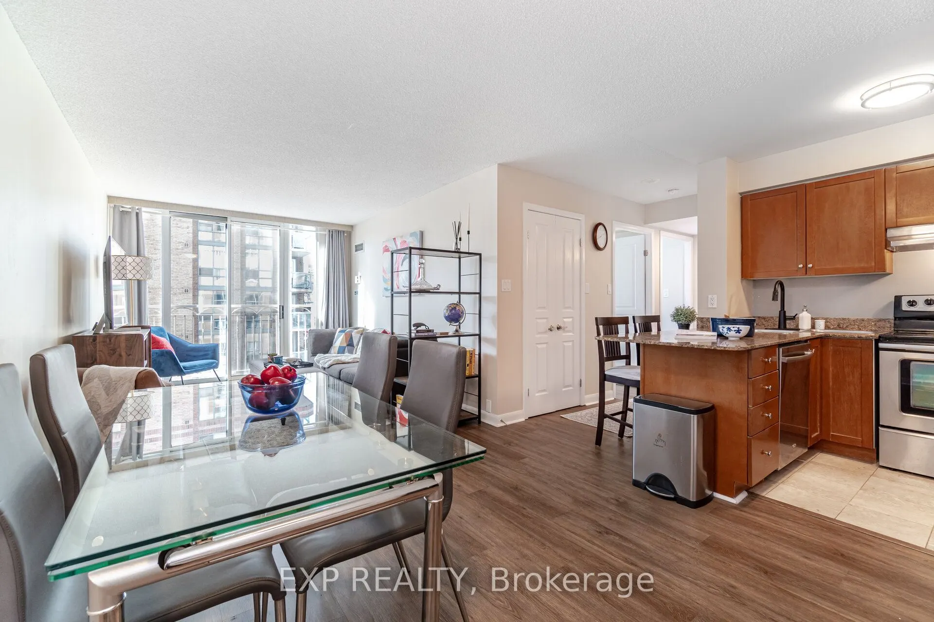313 Richmond Street E, #566