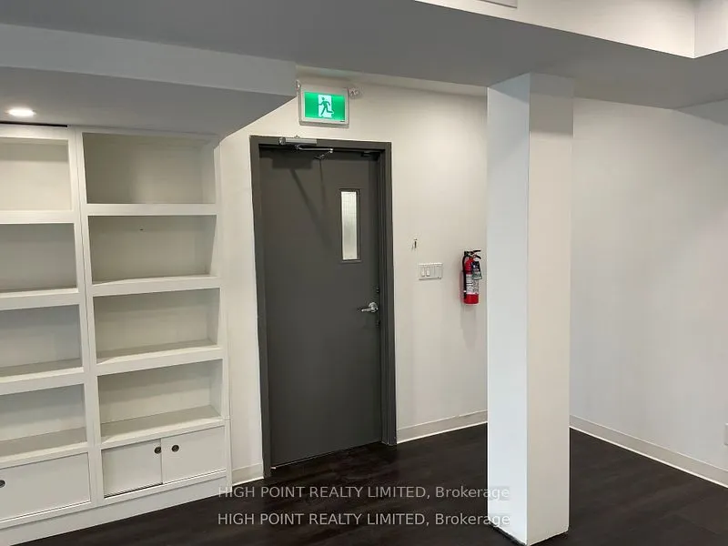 510 Eglinton Avenue W, #201