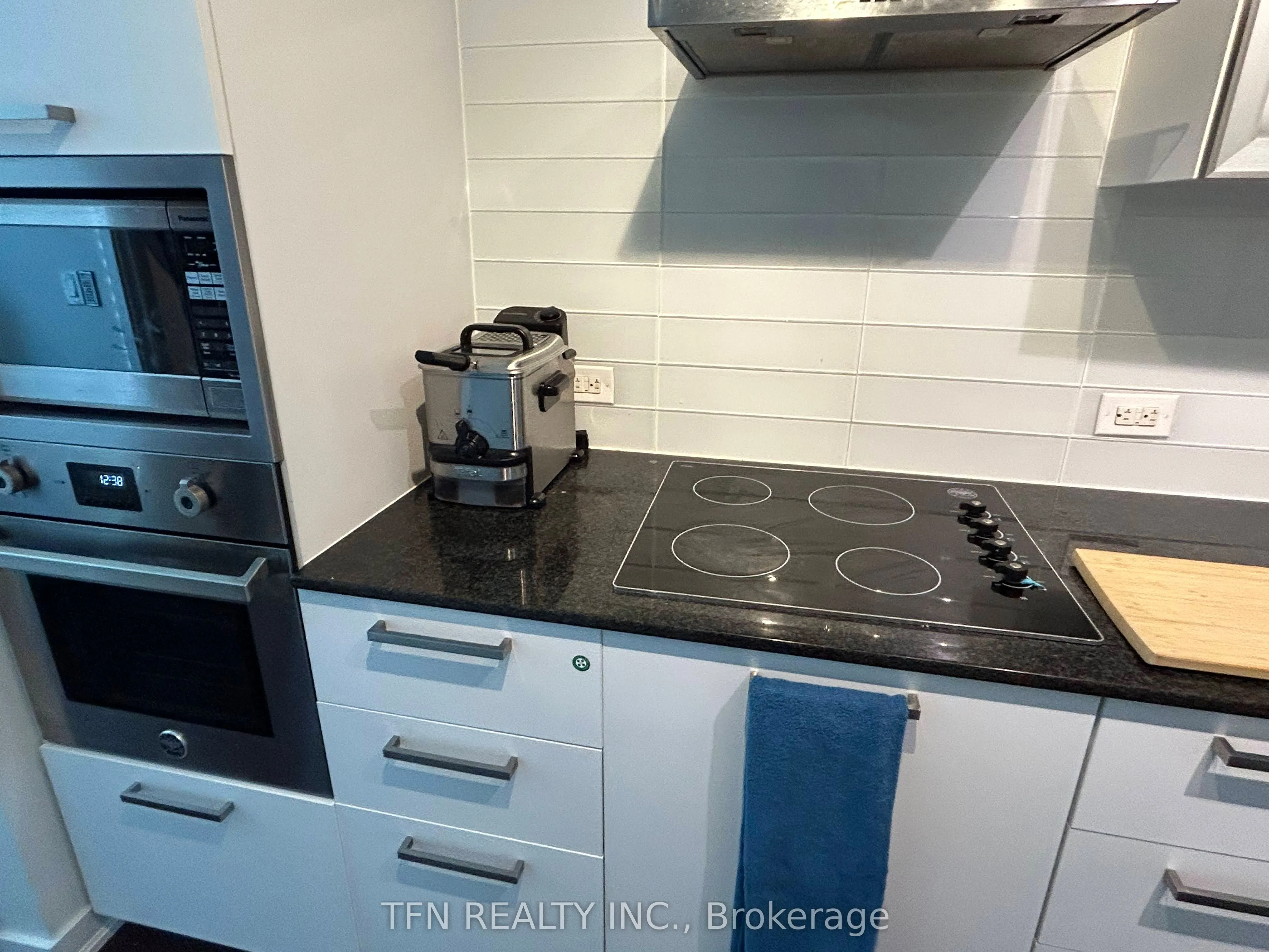 14 York Street, #3602