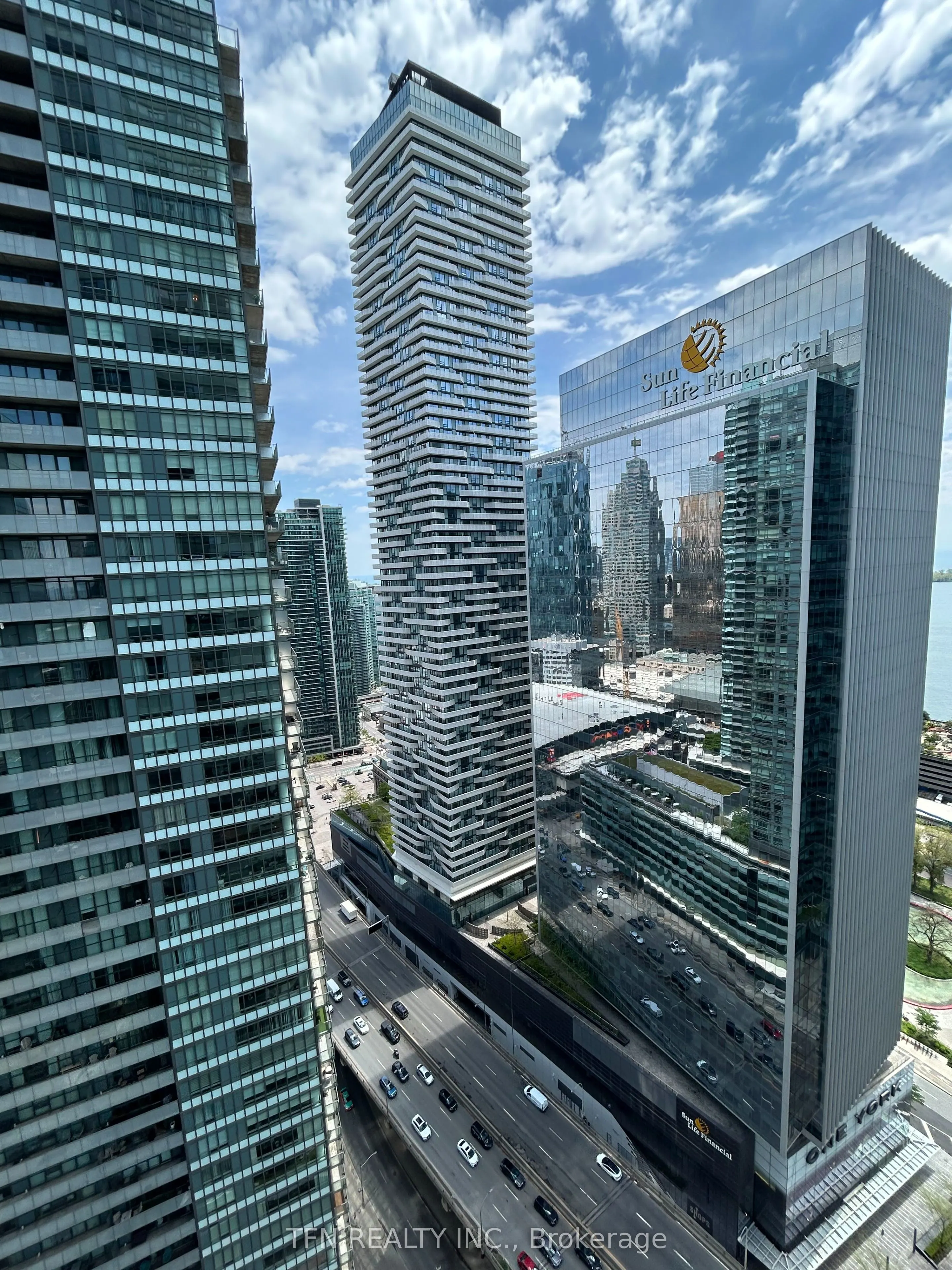 14 York Street, #3602