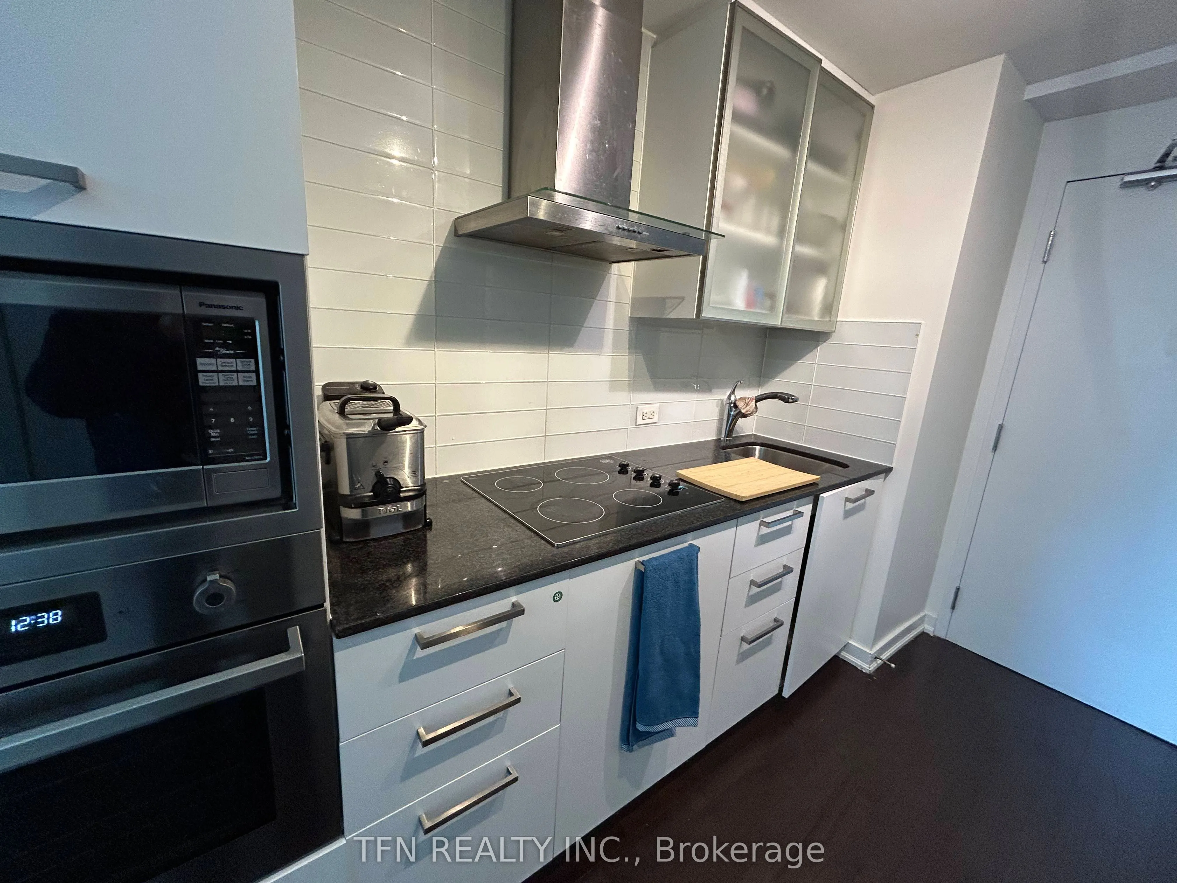 14 York Street, #3602