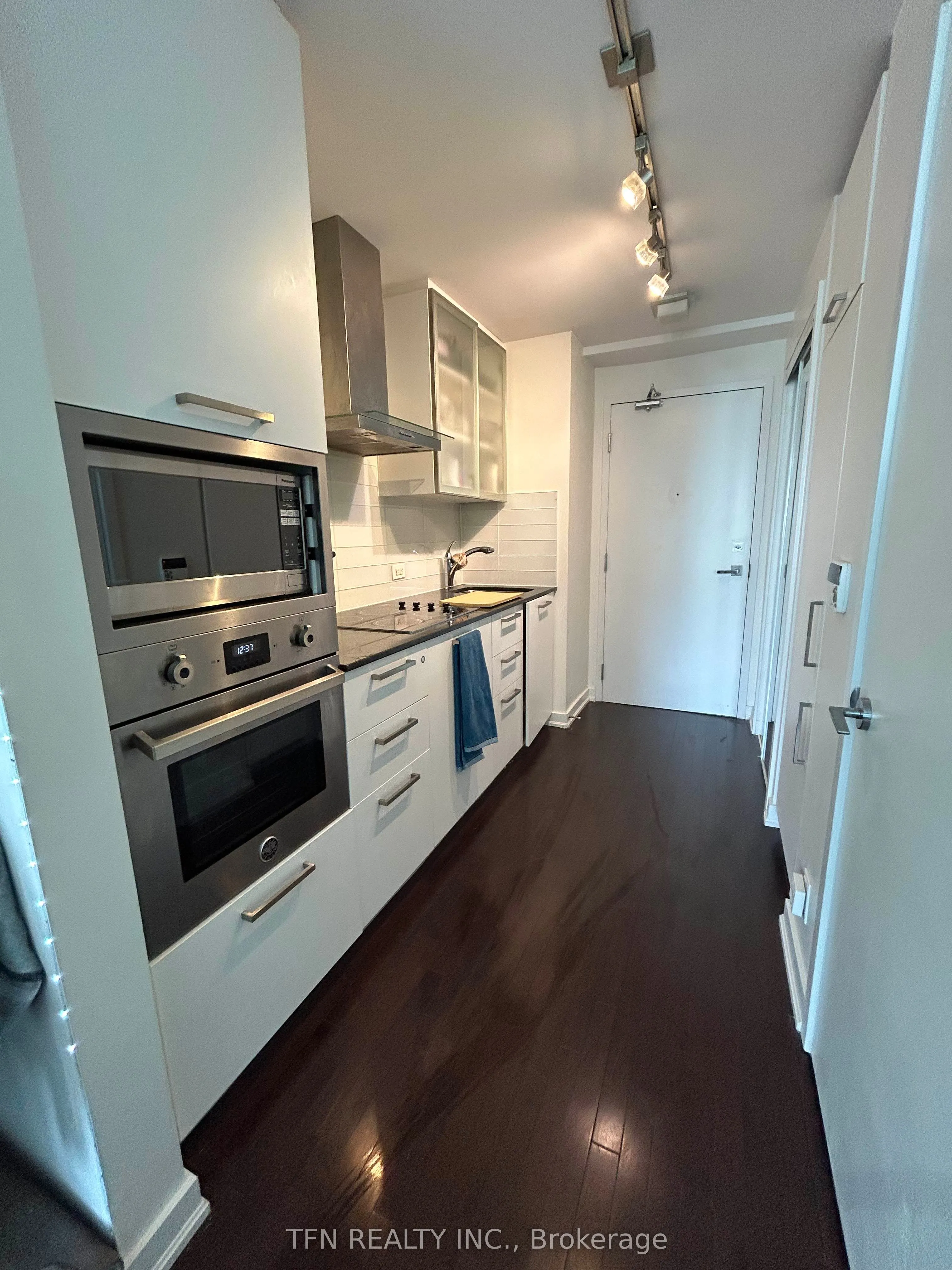 14 York Street, #3602