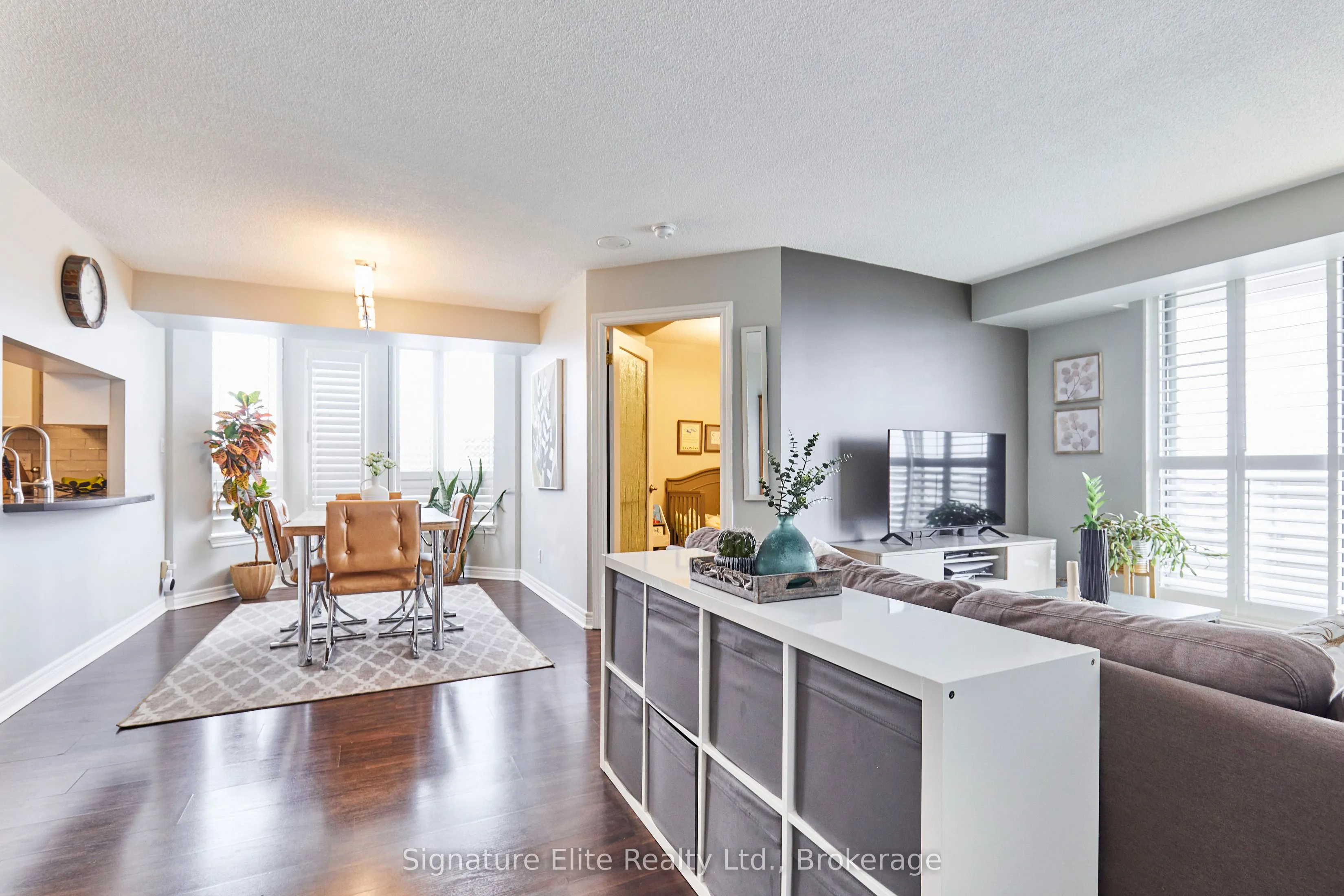 1700 Eglinton Avenue E, #1106