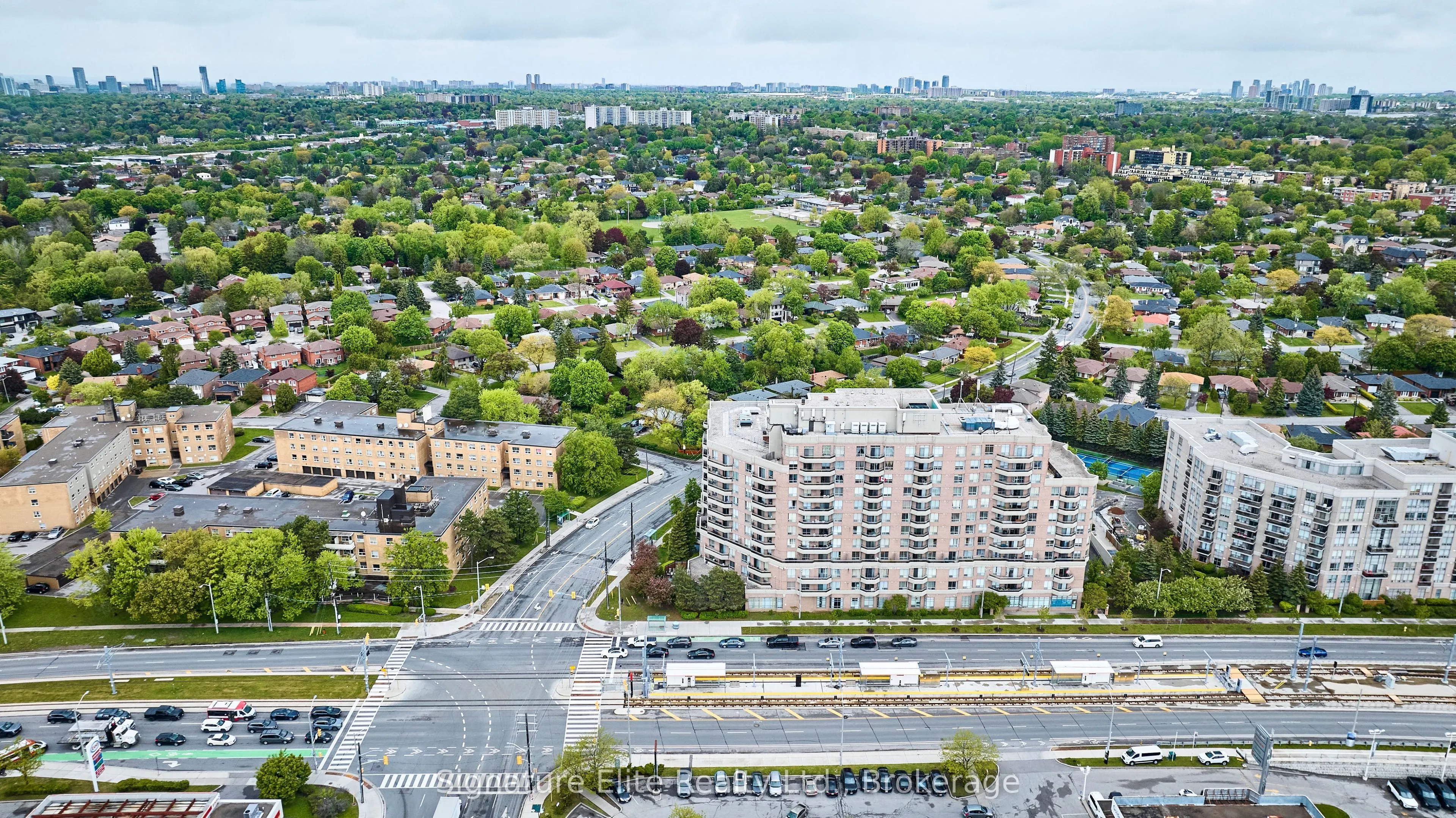 1700 Eglinton Avenue E, #1106