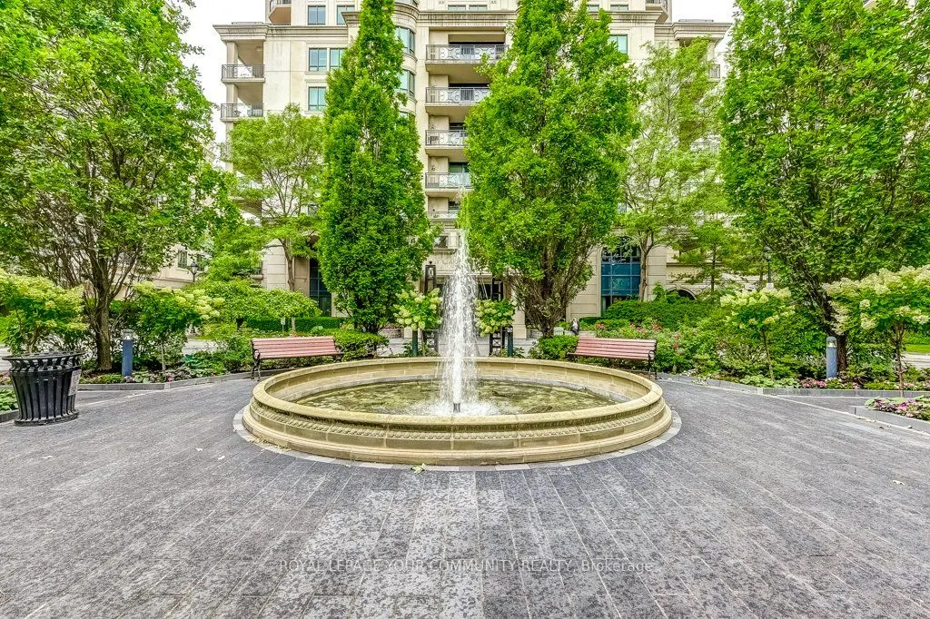 650 Sheppard Avenue E, #527