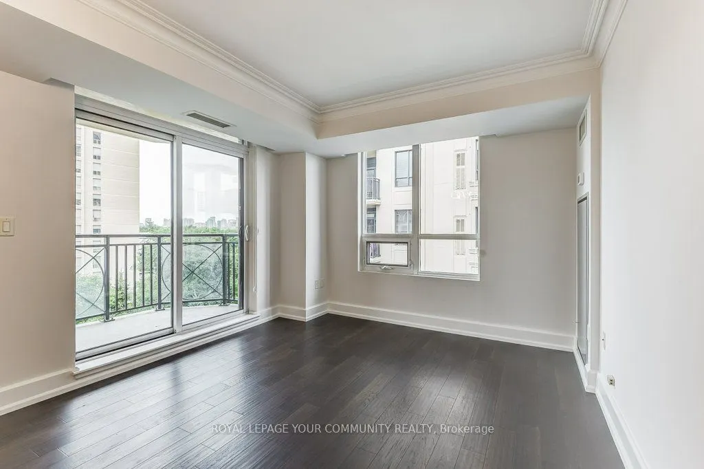650 Sheppard Avenue E, #527