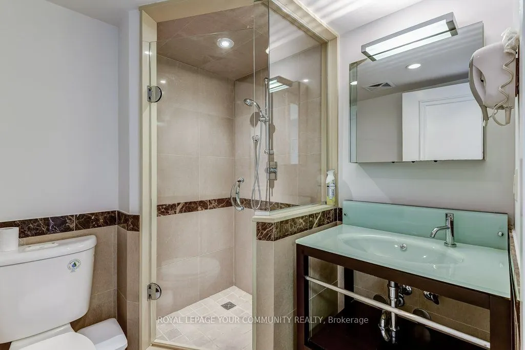 650 Sheppard Avenue E, #527