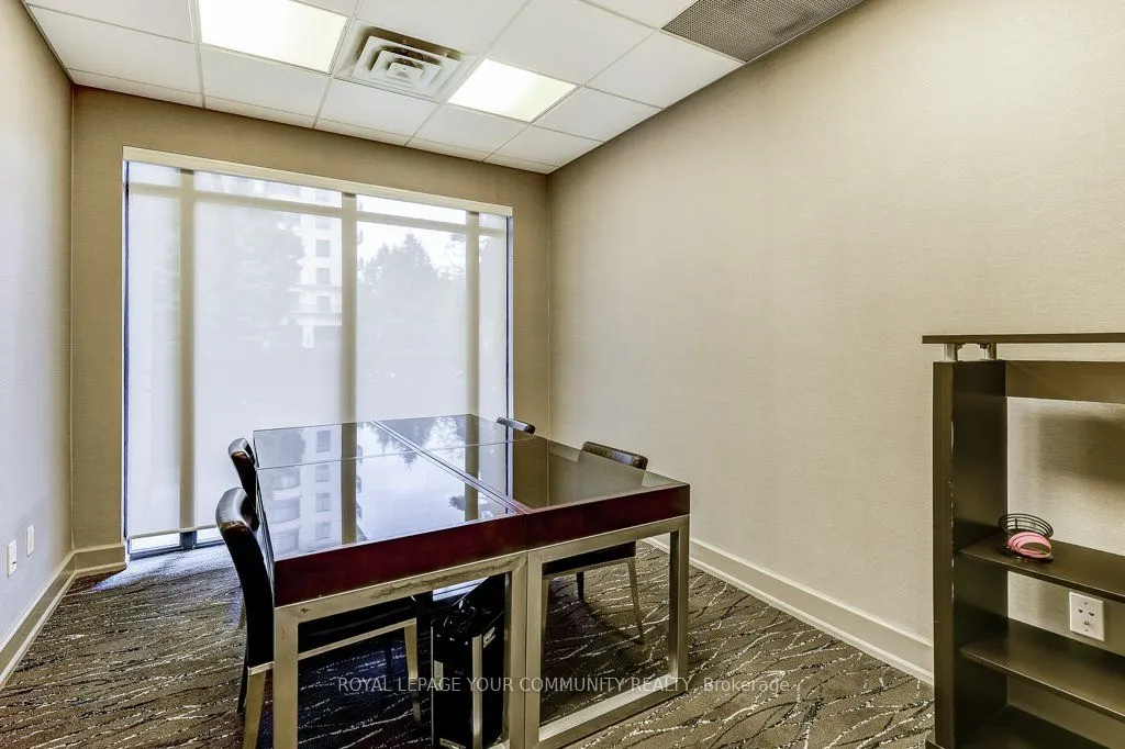650 Sheppard Avenue E, #527