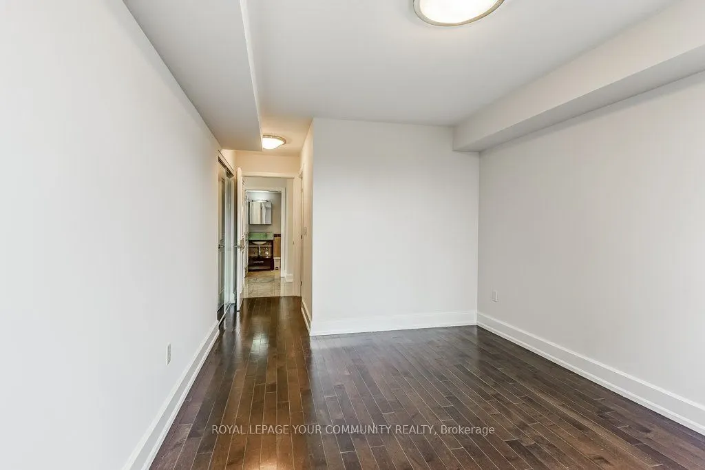 650 Sheppard Avenue E, #527