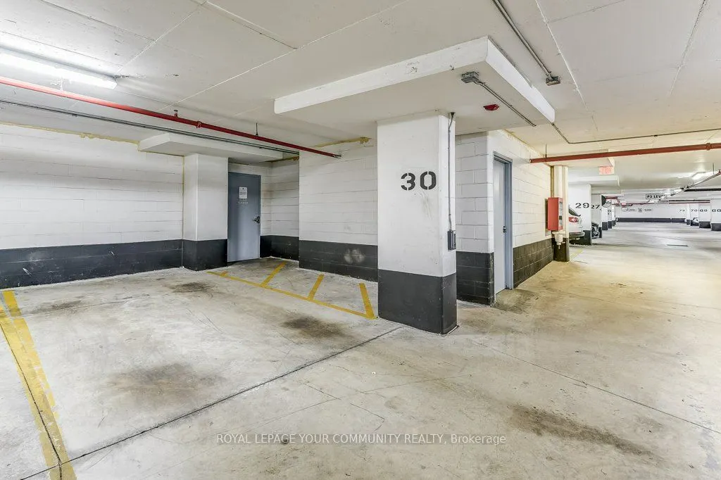 650 Sheppard Avenue E, #527