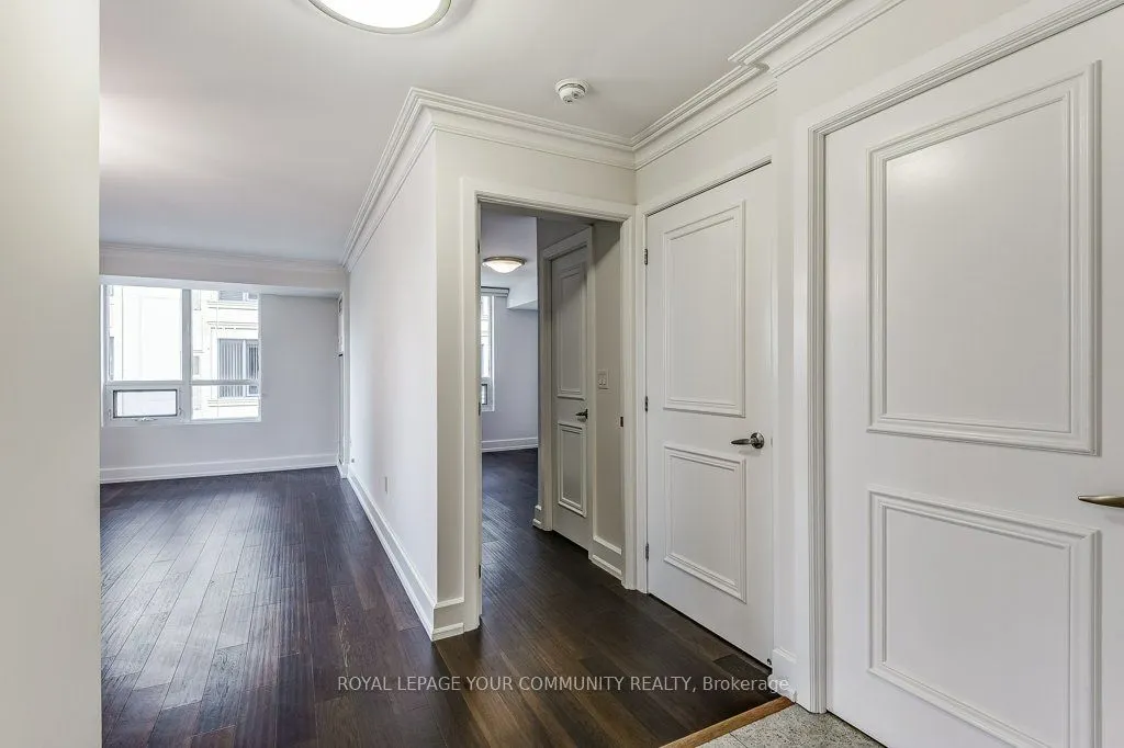 650 Sheppard Avenue E, #527