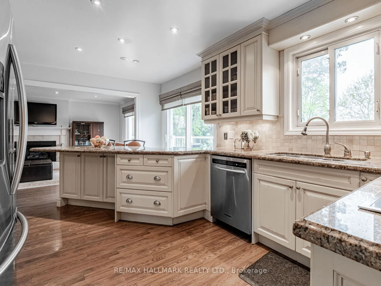 85 Ames Circle