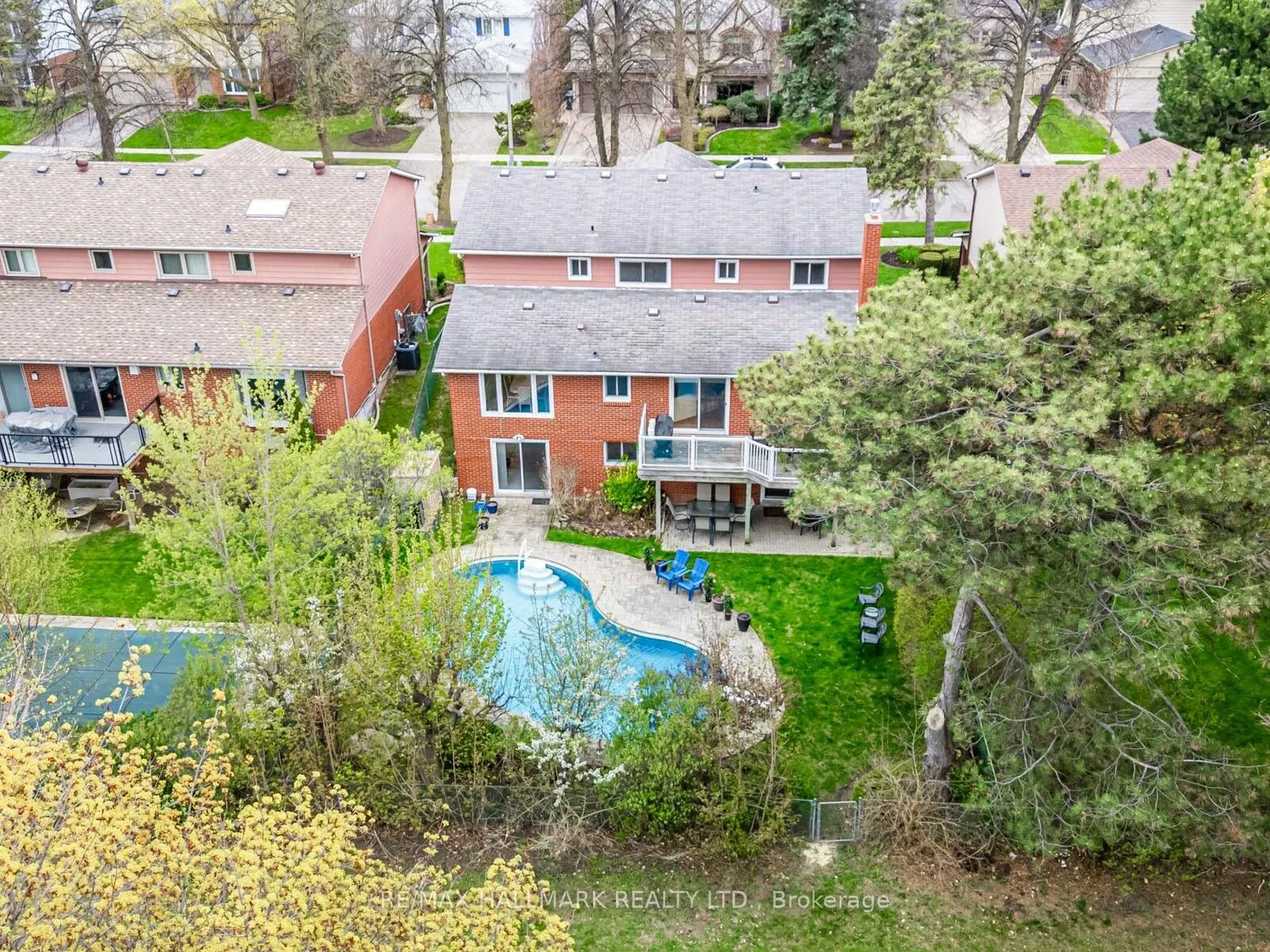85 Ames Circle