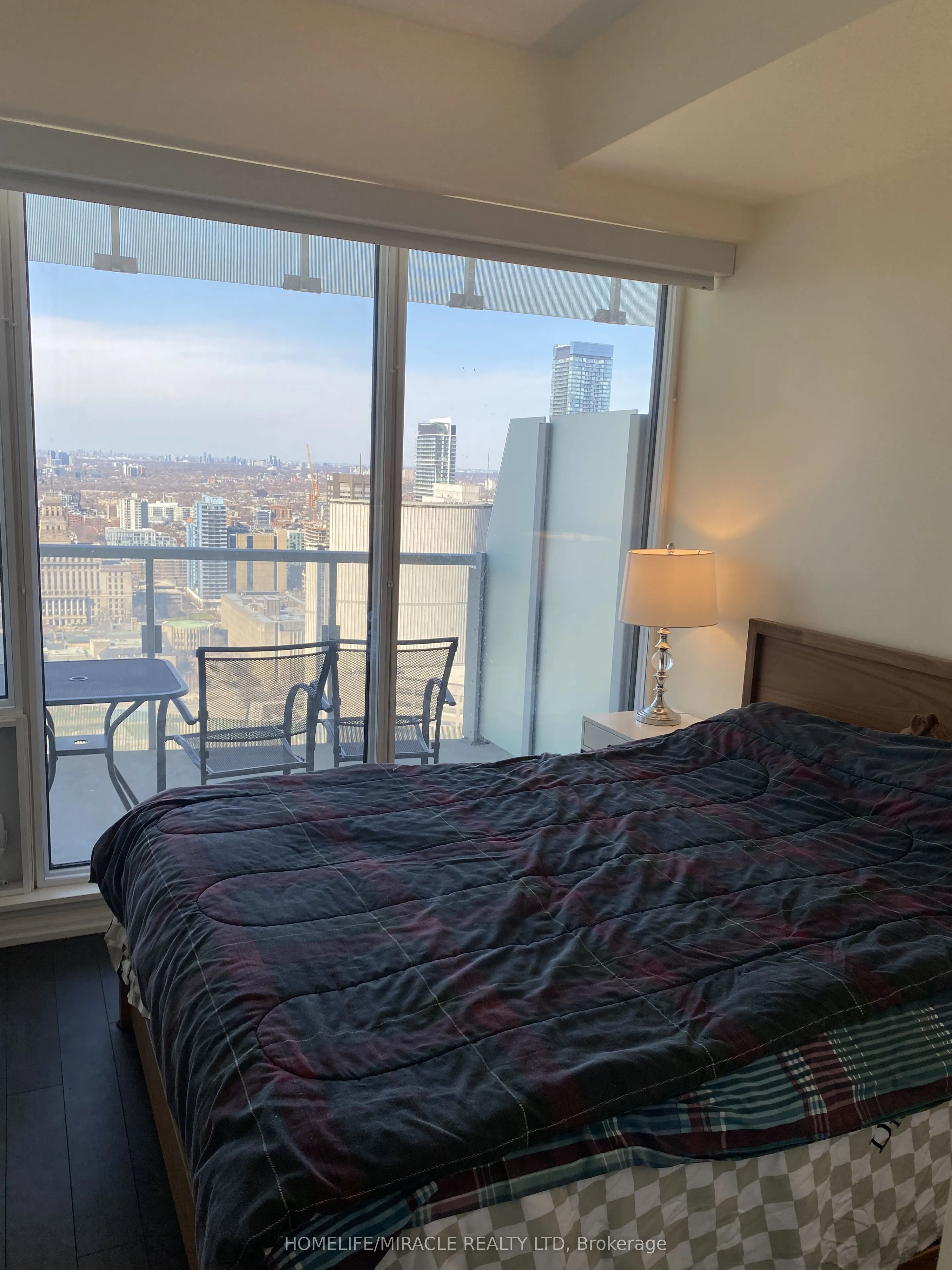 197 Yonge Street, #3409
