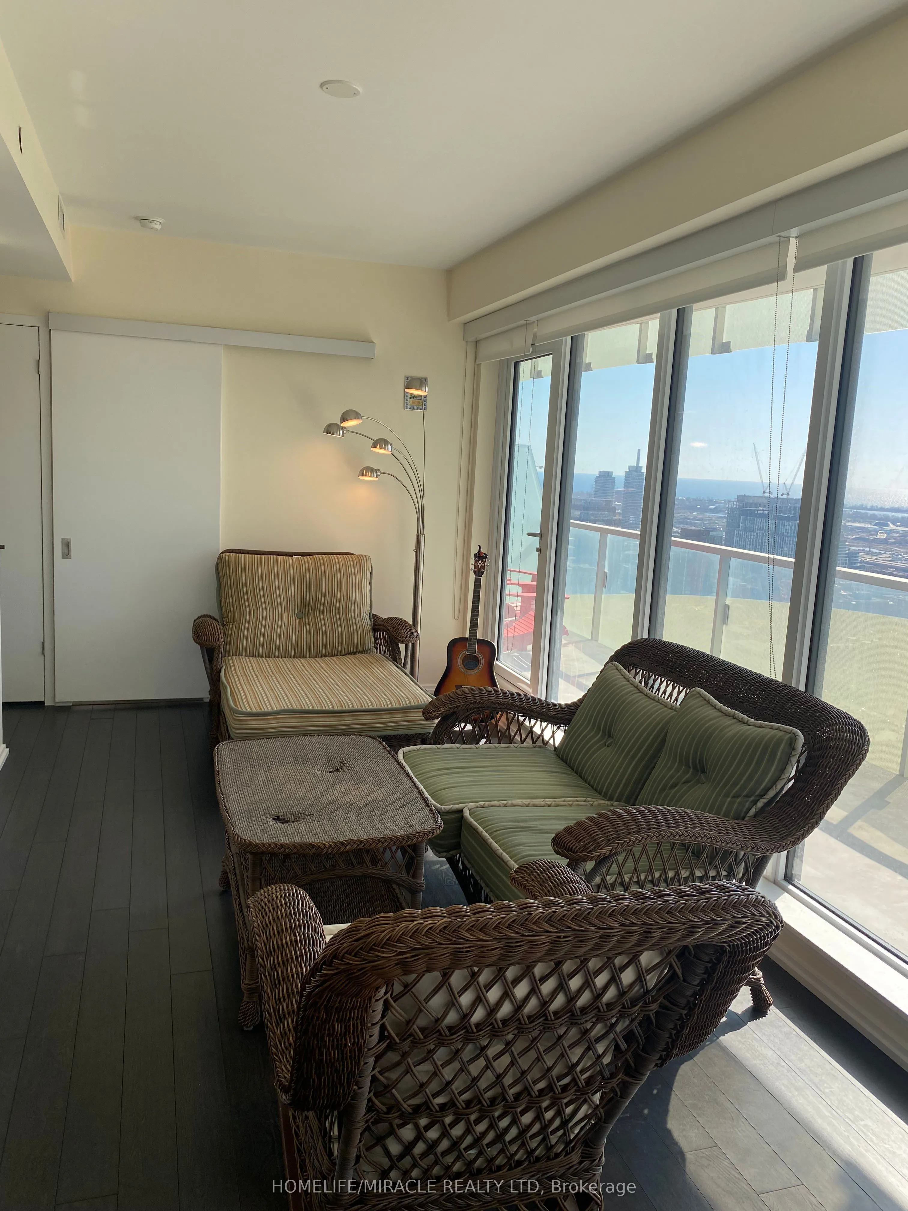 197 Yonge Street, #3409
