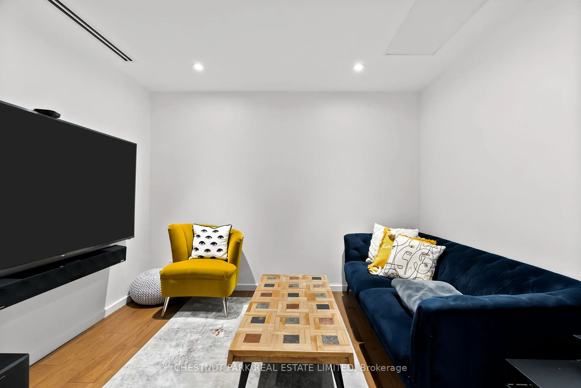 180 University Avenue, #2605