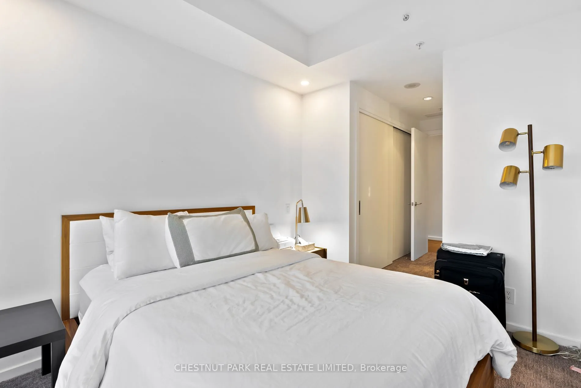 180 University Avenue, #2605