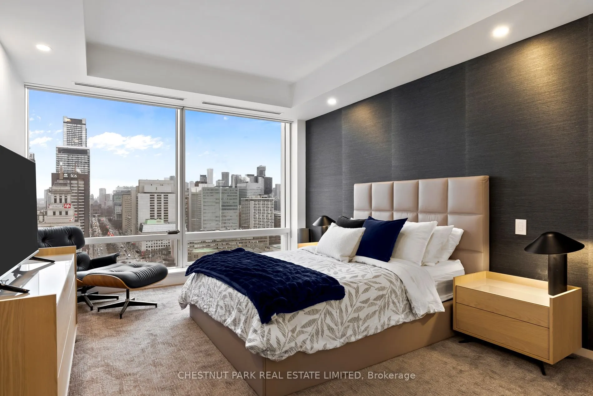 180 University Avenue, #2605