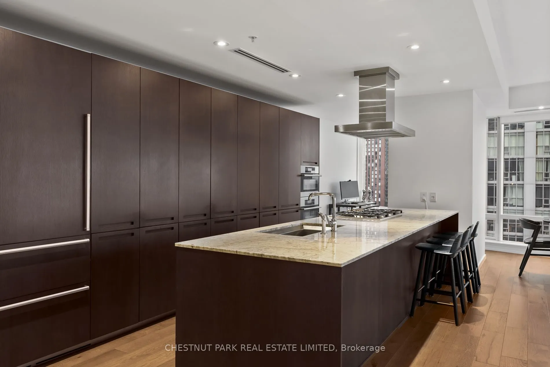 180 University Avenue, #2605
