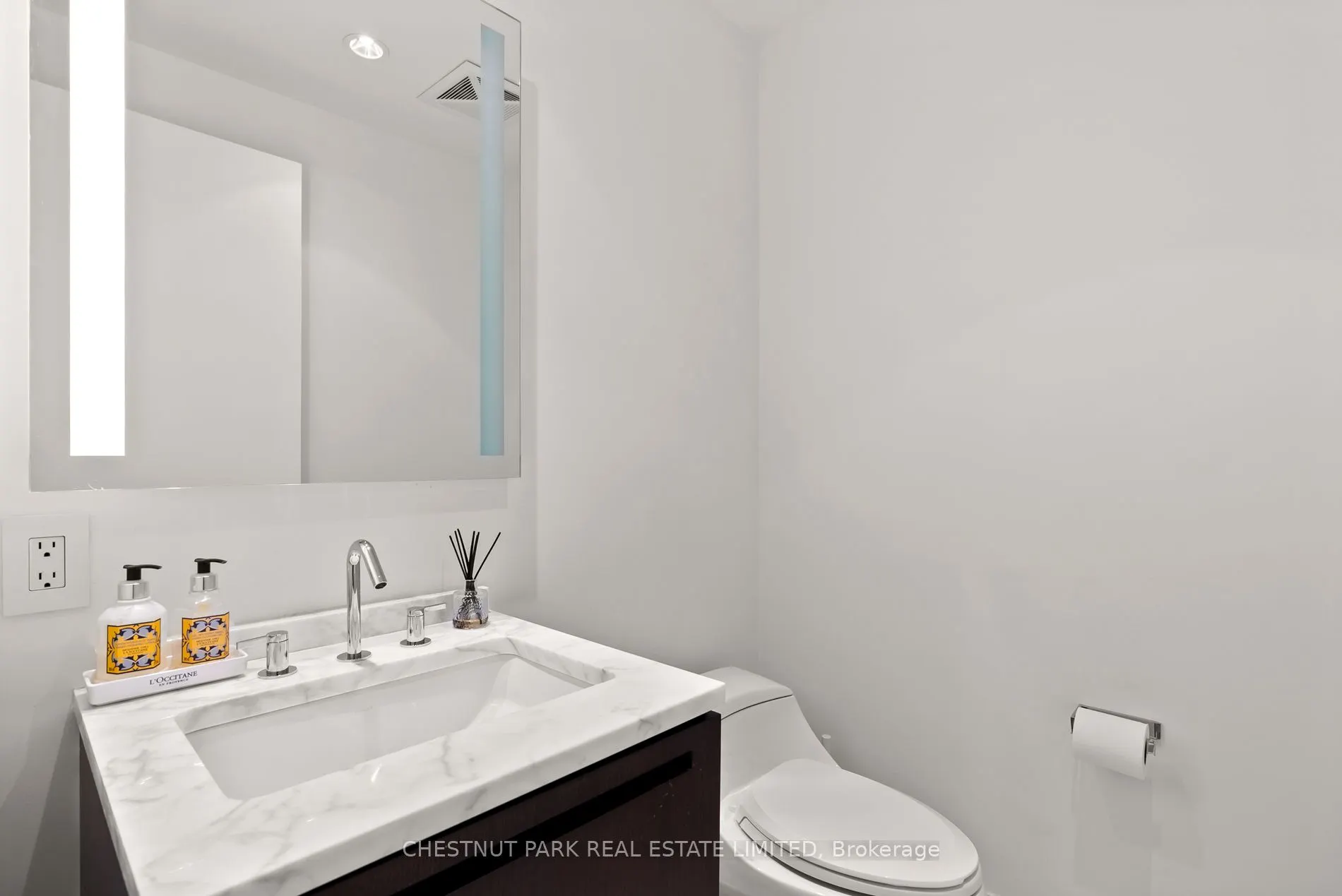 180 University Avenue, #2605