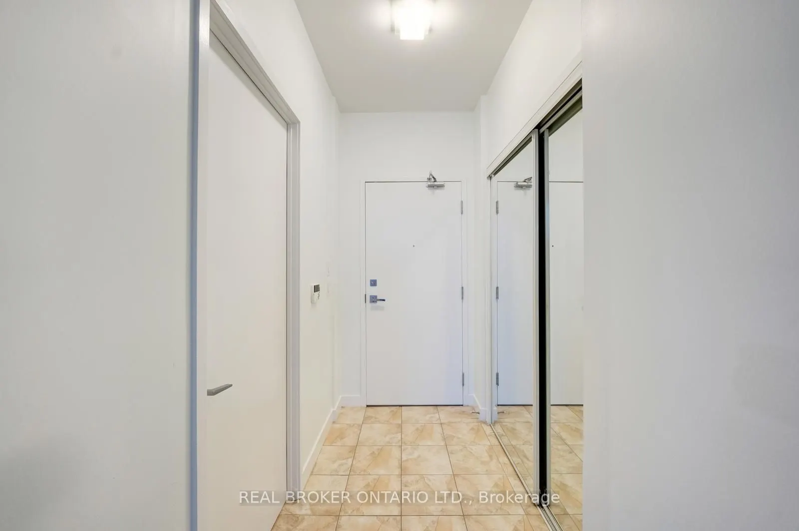 14 York Street, #1806