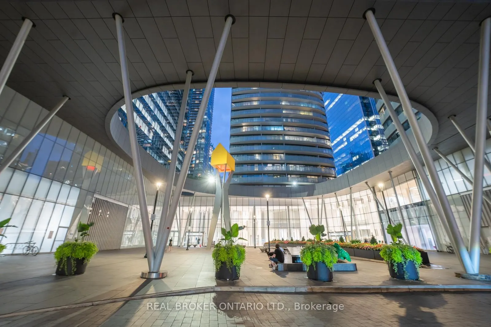 14 York Street, #1806