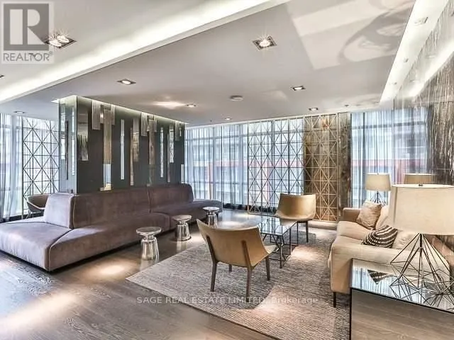 30 Nelson Street, #1707