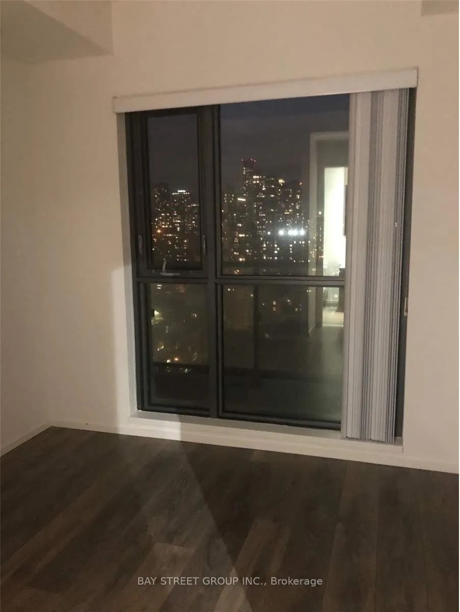 159 Dundas Street E, #2607