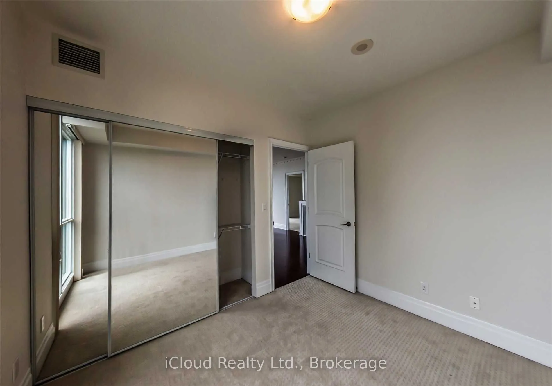 16 Harbour Street, #3408