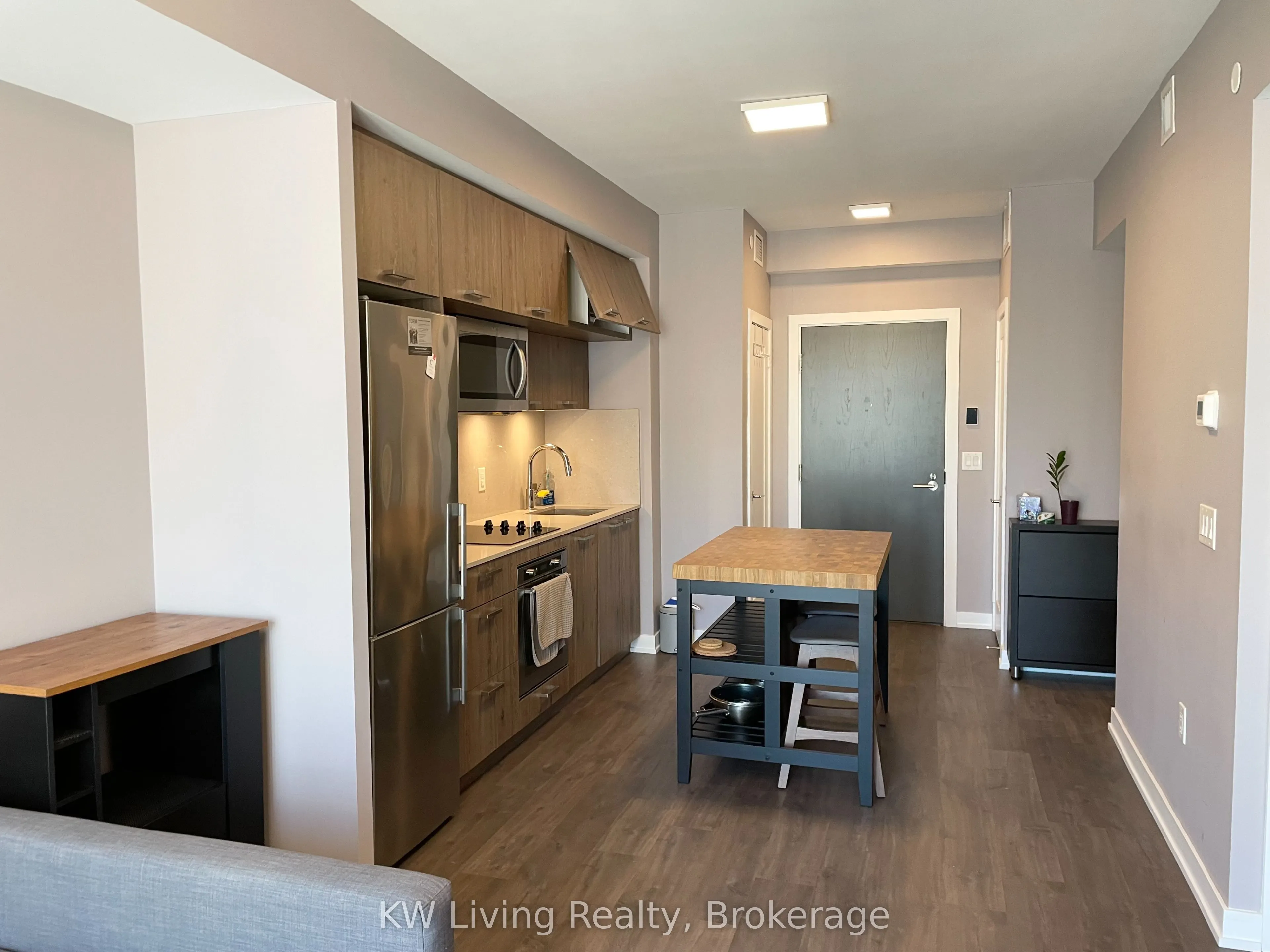 50 McCaul Street, #1109